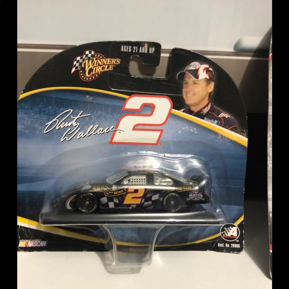NASCAR - Picture 3 of 8